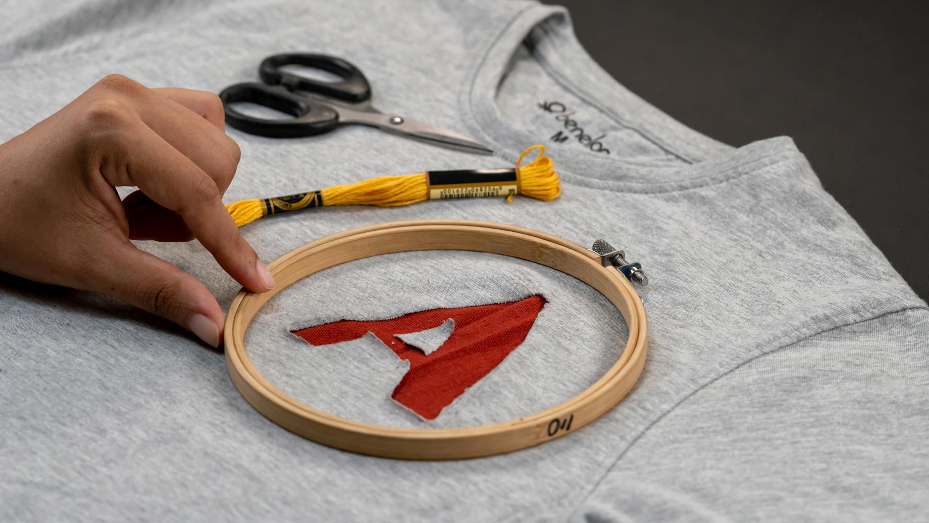Machine embroidery hoop with Tennessee Vols fabric design