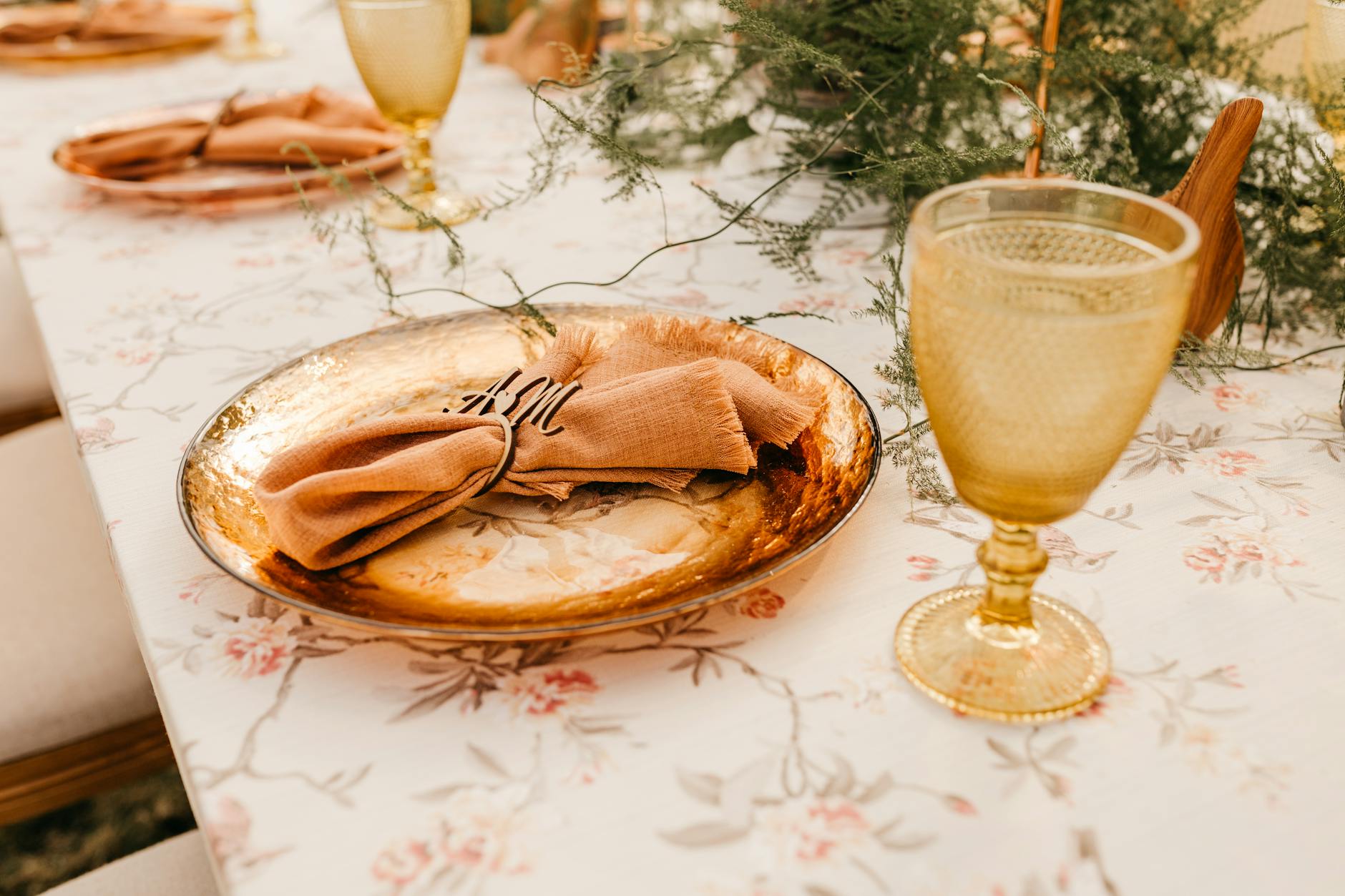 embroidered thanksgiving designs on fabric in embroidery hoop